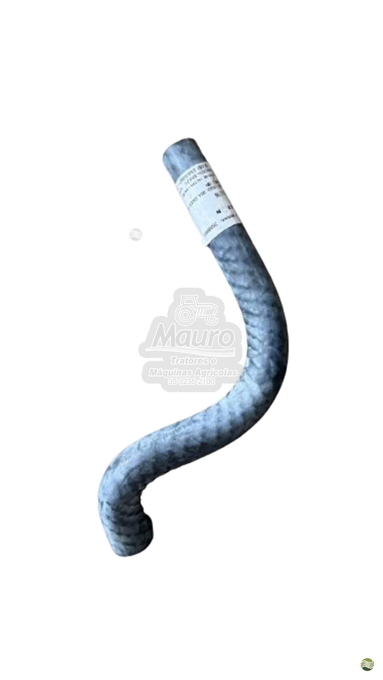 70200725 - MANGUEIRA RESFRIADOR DE OLEO MASSEY FERGUSON 292 MOTOR PERKINS P4000/4236